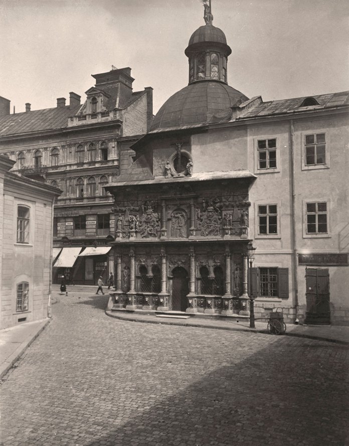 Площа Катедральна, фото початку ХХ століття