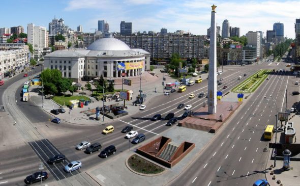 Read more about the article Велоінфраструктура на площі Перемоги