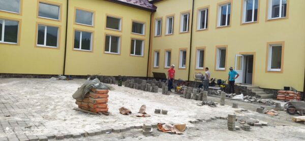 Детальніше про статтю Завершення будівництва школи в с. Вишків
