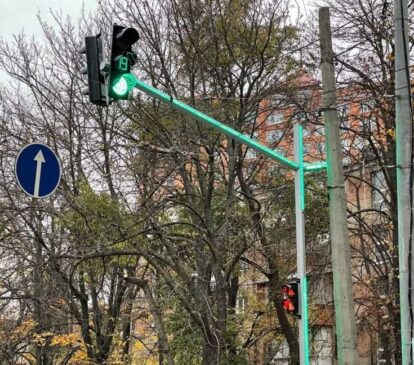 Детальніше про статтю LED-світлофори і сигнальна бруківка: оновлення вулиці в Одесі